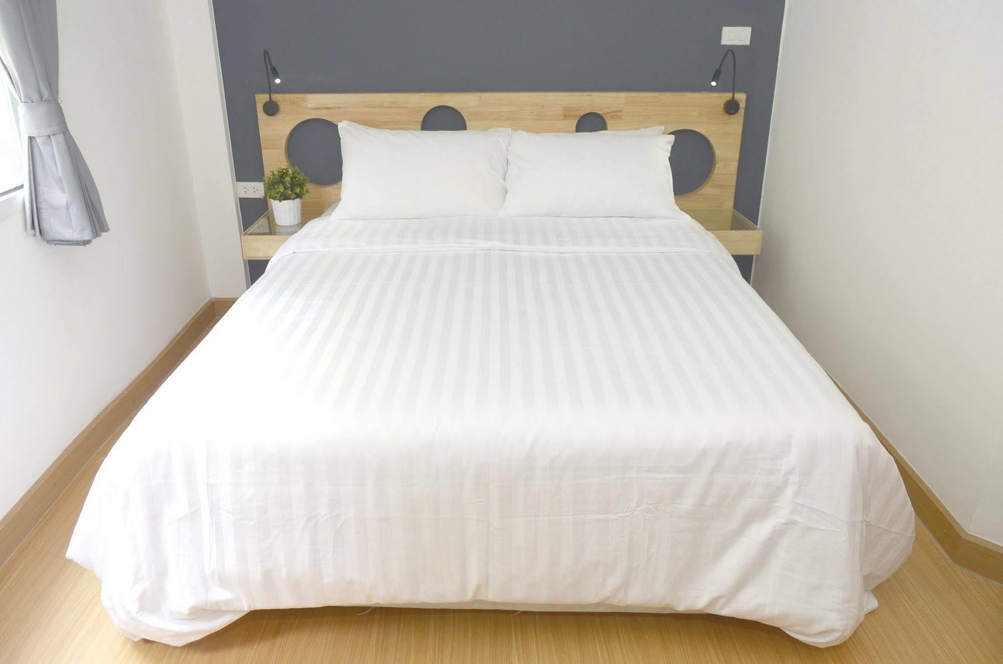 Mybed Ratchada Banguecoque Exterior foto